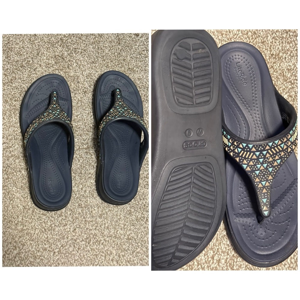 CROCS Navy Blue Patterned Wedge Flip Sandals